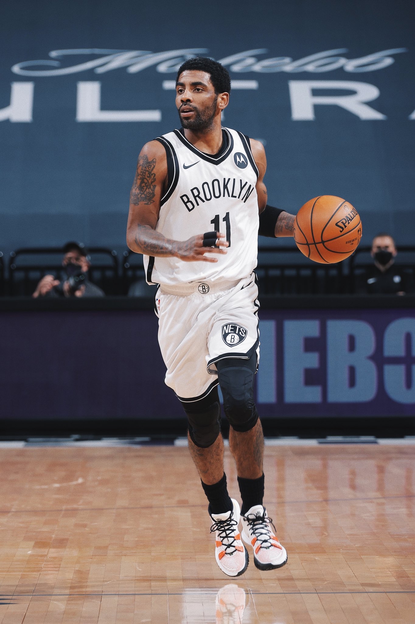 以换线与塔 以换线与塔