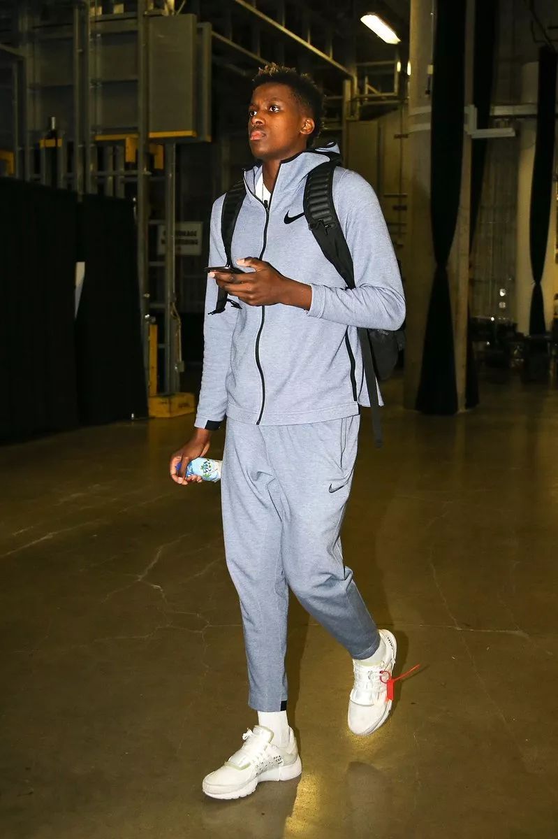 开身后空间 开身后空间